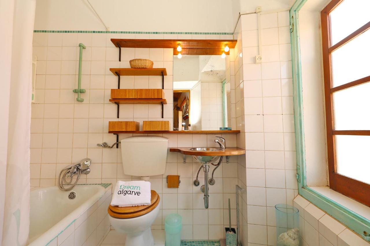 B10 - Rua Do Canal 2 Bed Apartment Lagos Exterior photo